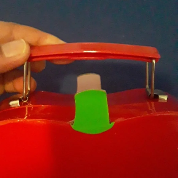 NWOT Apple Bag - Picture 2 of 8